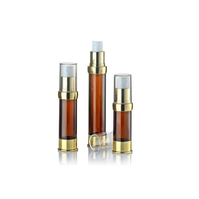 Des bouteilles sans air de 50 ml au design luxueux et à la fabrication délicate