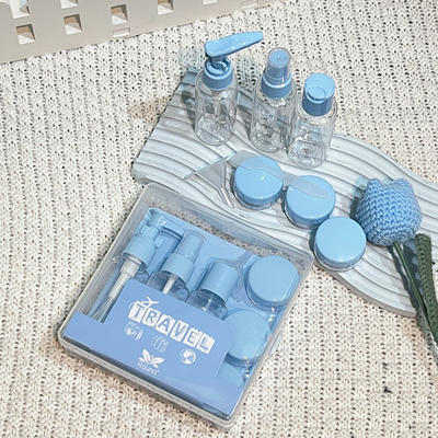 Voguish Design 7 pièces de plastique 50 ml ensemble de bouteilles utilisées pour les soins personnels