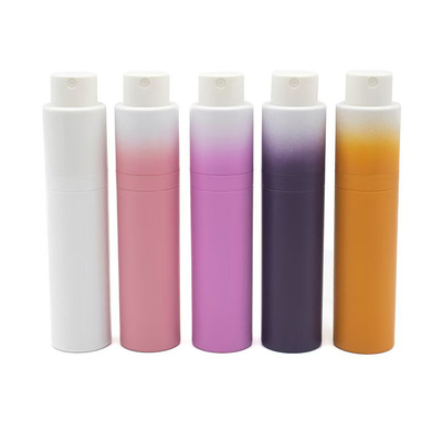 Un stylo à pulvérisation vide portable de 10 ml, 15 ml et 20 ml pour les parfums aux couleurs personnalisées avec dégradé