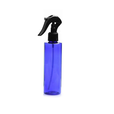 Différentes couleurs Bouteille en plastique de 50 ml utilisée pour le mini pulvérisateur à déclencheur Accepter personnalisé