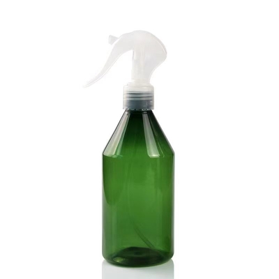 Application de bouteille en plastique de 50 ml dans le mini pulvérisateur à déclencheur