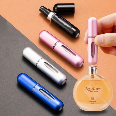 Un stylo de parfum en aluminium de luxe 5 ml 8 ml et 12 ml contenant du liquide vide