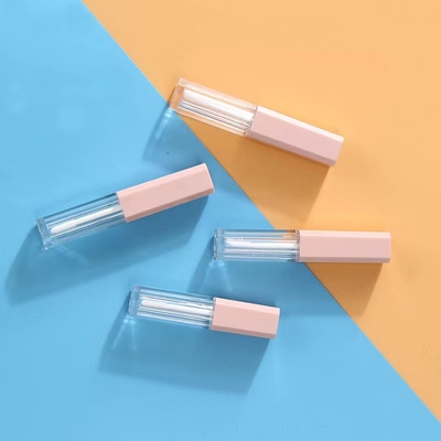 Réservoir vide en plastique rose de 1,2 ml tube de glossaire pour lèvres avec couleurs personnalisées