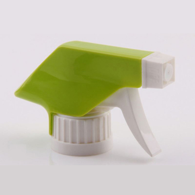 Couvercle pratique 28/410 support de pulvérisateur de déclencheur en plastique couleur personnalisée utilisée pour les bouteilles