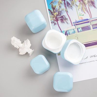 Bouteille de crème en plastique carrée sur mesure 20g 30g 50g 100g