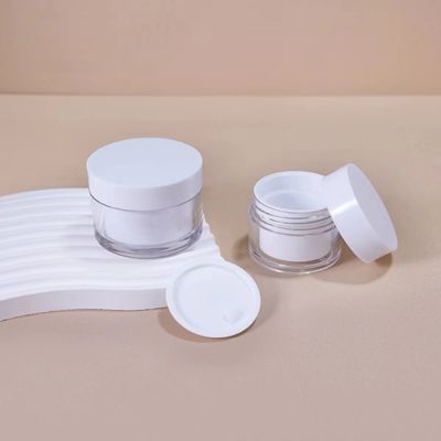 Surface brillante AS Bouteille de crème en plastique sans problèmes mécaniques pour l'emballage cosmétique