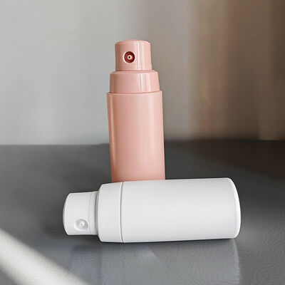 Bouteille de pulvérisation en PE en plastique en gros avec sérigraphie en 60G 100G 150G Tailles pour emballage en poudre de talc