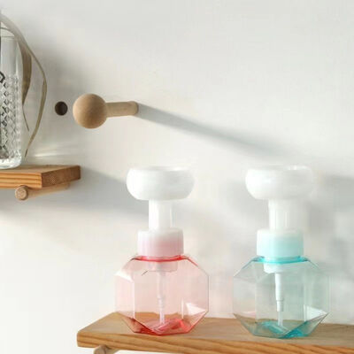 Pompes à mousse en PP en forme de fleur pour bouteilles cosmétiques