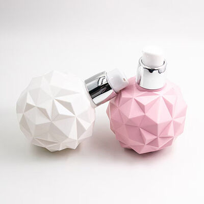 Bouteille de pulvérisateur cosmétique à coupe diamantée de 120/300 ml contenant une lotion pour soins de la peau en plastique alimentaire