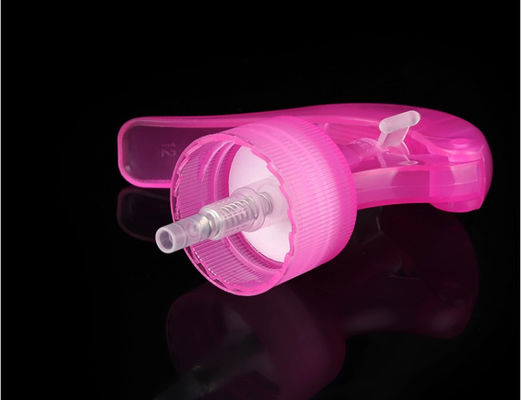 Pompe pulvérisateur à gâchette en plastique rose avec buse à brouillard fin pour flacons cosmétiques